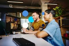 profissionais de RH digital em entrevista online
